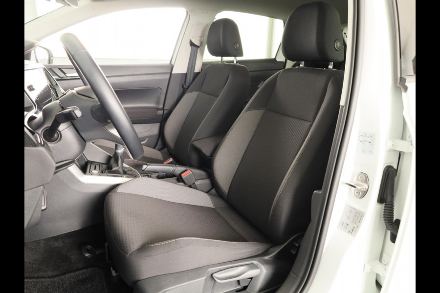 Volkswagen Polo 1.0 TSI Life Edition | Navigatie via App | Parkeersensoren | Achteruitrijcamera | Adaptieve cruise control | Stoelverwarming |