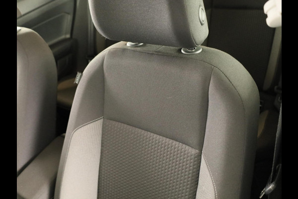 Volkswagen Polo 1.0 TSI Life Edition | Navigatie via App | Parkeersensoren | Achteruitrijcamera | Adaptieve cruise control | Stoelverwarming |