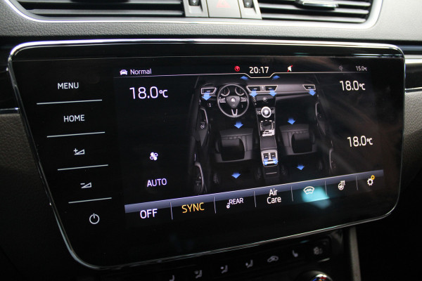 Škoda Superb Combi 2.0 TSI Laurin & Klement Navi Leer ACC Elektr. achterklep Stoelen elektr. met memory Elektr. trekhaak PDC 19" LM velgen BTW auto