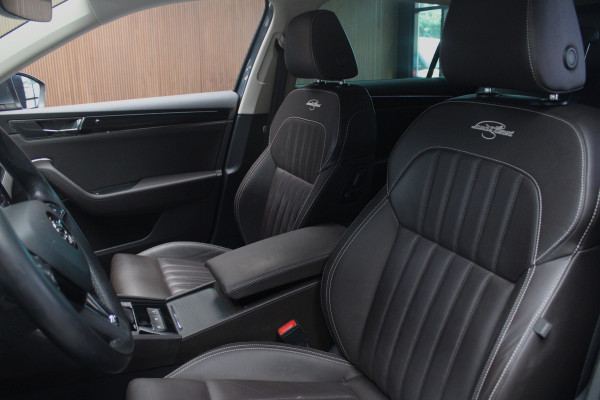 Škoda Superb Combi 2.0 TSI Laurin & Klement Navi Leer ACC Elektr. achterklep Stoelen elektr. met memory Elektr. trekhaak PDC 19" LM velgen BTW auto