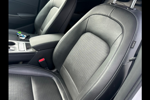 Hyundai Kona EV Premium 64 kWh | FACE 3 | WARMTEPOMP \SOH 100%