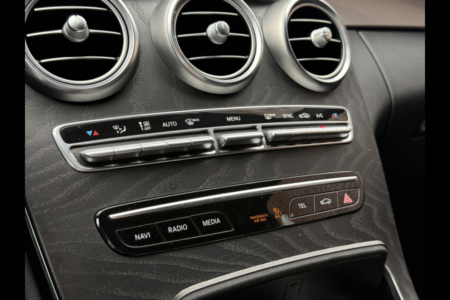 Mercedes-Benz C-Klasse Estate 200 Business Solution AMG | Apple Carplay | Leder | Multibeam | Camera | Dodehoeksensoren | Stoelverwarming