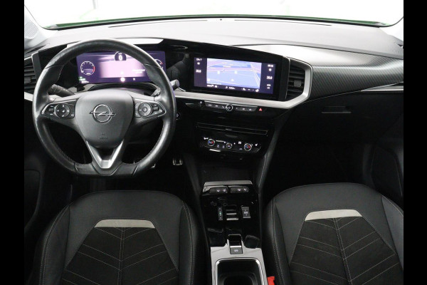 Opel Mokka-e Ultimate 50 kWh | SOH 90% | 3 Fase | Stoelverwarming | Leder/Alcantara | Warmtepomp | Adaptive cruise | Camera | Stuurverwarming | Carplay | Matrix LED | Navigatie | Park Assist