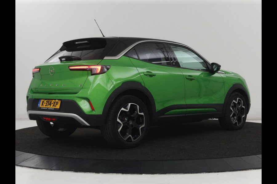 Opel Mokka-e Ultimate 50 kWh | SOH 90% | 3 Fase | Stoelverwarming | Leder/Alcantara | Warmtepomp | Adaptive cruise | Camera | Stuurverwarming | Carplay | Matrix LED | Navigatie | Park Assist