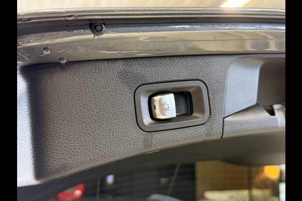 Mercedes-Benz C-Klasse Estate 200 Business Solution AMG | Apple Carplay | Leder | Multibeam | Camera | Dodehoeksensoren | Stoelverwarming