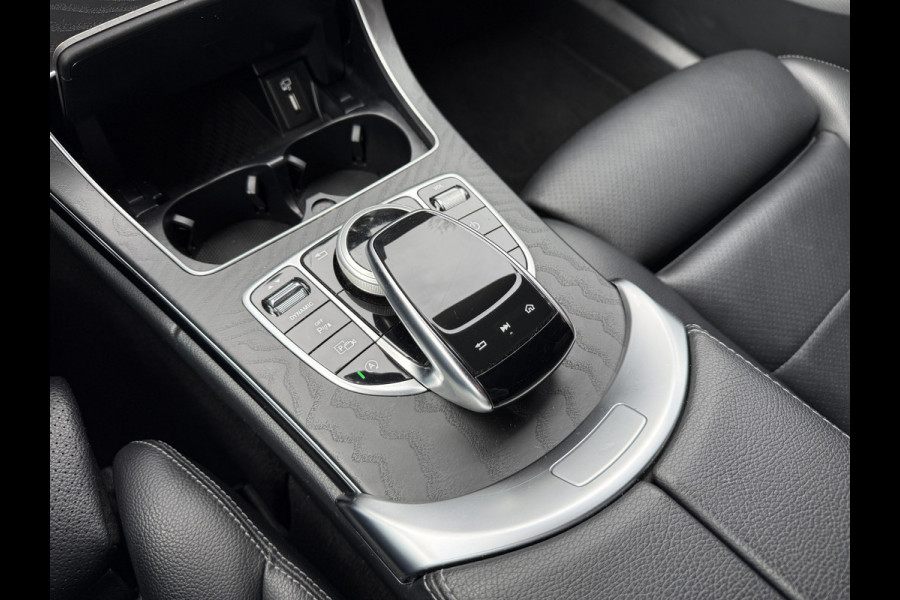 Mercedes-Benz C-Klasse Estate 200 Business Solution AMG | Apple Carplay | Leder | Multibeam | Camera | Dodehoeksensoren | Stoelverwarming