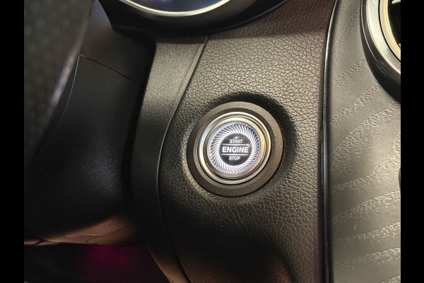 Mercedes-Benz C-Klasse Estate 200 Business Solution AMG | Apple Carplay | Leder | Multibeam | Camera | Dodehoeksensoren | Stoelverwarming