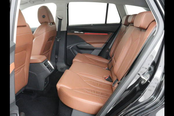 Škoda ENYAQ iV 80 | SOH 91% | Panoramadak | Trekhaak | Leder | Stoelverwarming | Camera | Sfeerverlichting | Navigatie | Carplay | Cruise control | Full LED | Keyless | Getint glas