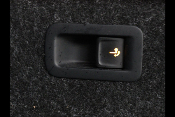 Škoda ENYAQ iV 80 | SOH 91% | Panoramadak | Trekhaak | Leder | Stoelverwarming | Camera | Sfeerverlichting | Navigatie | Carplay | Cruise control | Full LED | Keyless | Getint glas