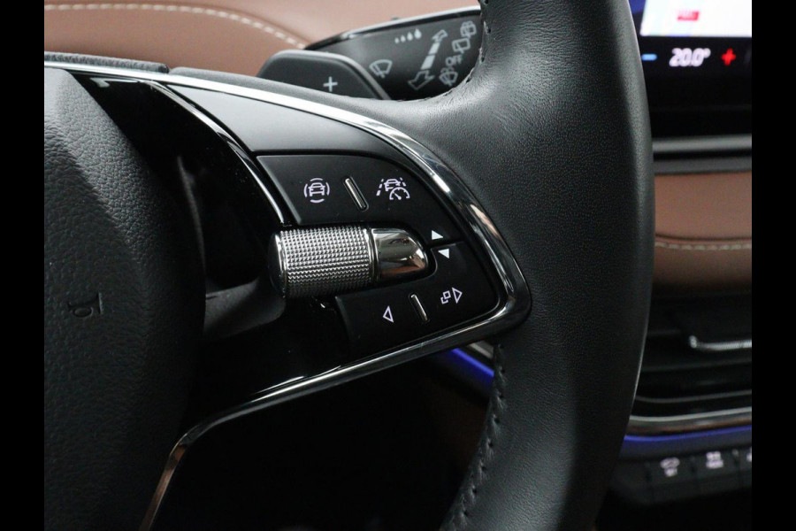 Škoda ENYAQ iV 80 | SOH 91% | Panoramadak | Trekhaak | Leder | Stoelverwarming | Camera | Sfeerverlichting | Navigatie | Carplay | Cruise control | Full LED | Keyless | Getint glas