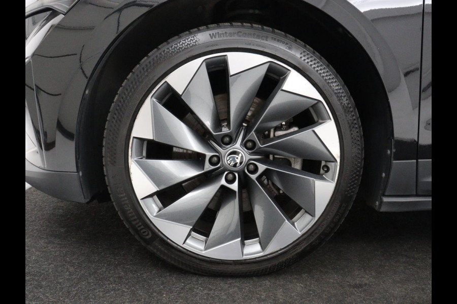 Škoda ENYAQ iV 80 | SOH 91% | Panoramadak | Trekhaak | Leder | Stoelverwarming | Camera | Sfeerverlichting | Navigatie | Carplay | Cruise control | Full LED | Keyless | Getint glas