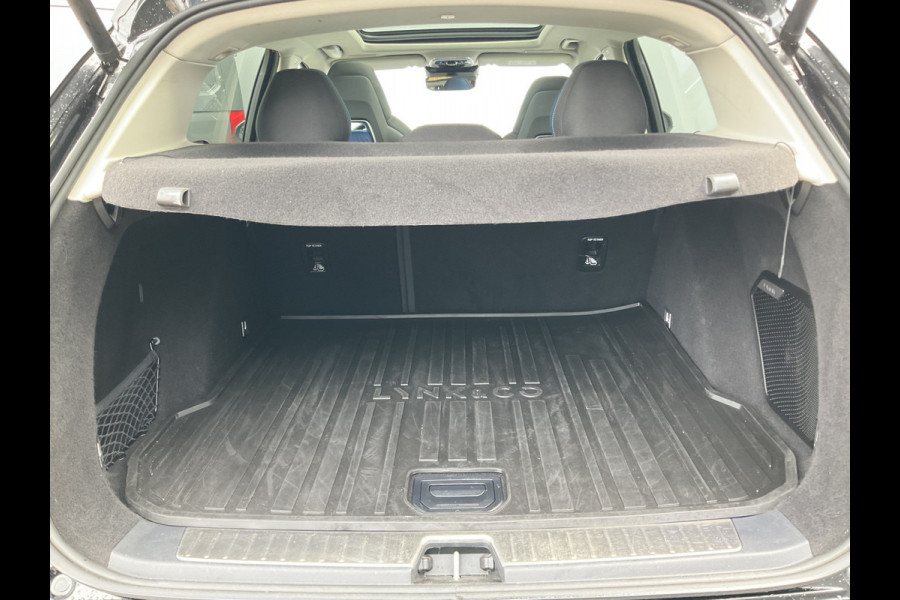 Lynk & Co 01 1.5 262pk Plug-in Carplay Adapt.Cruise Stoelverw Black