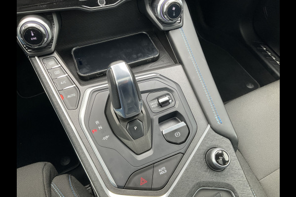 Lynk & Co 01 1.5 262pk Plug-in Carplay Adapt.Cruise Stoelverw Black