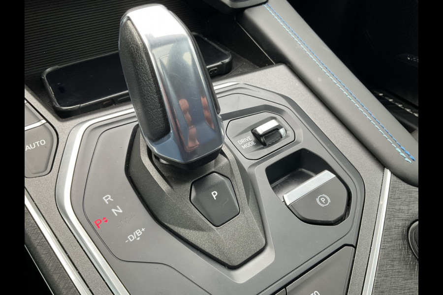 Lynk & Co 01 1.5 262pk Plug-in Carplay Adapt.Cruise Stoelverw Black