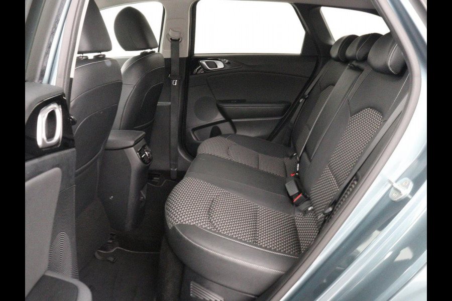Kia Ceed 1.6 GDI PHEV DynamicPlusLine | Stoel & stuurverwarming | Adaptive cruise | Camera | Carplay | Keyless | Full LED | Navigatie | Climate control | Plug In