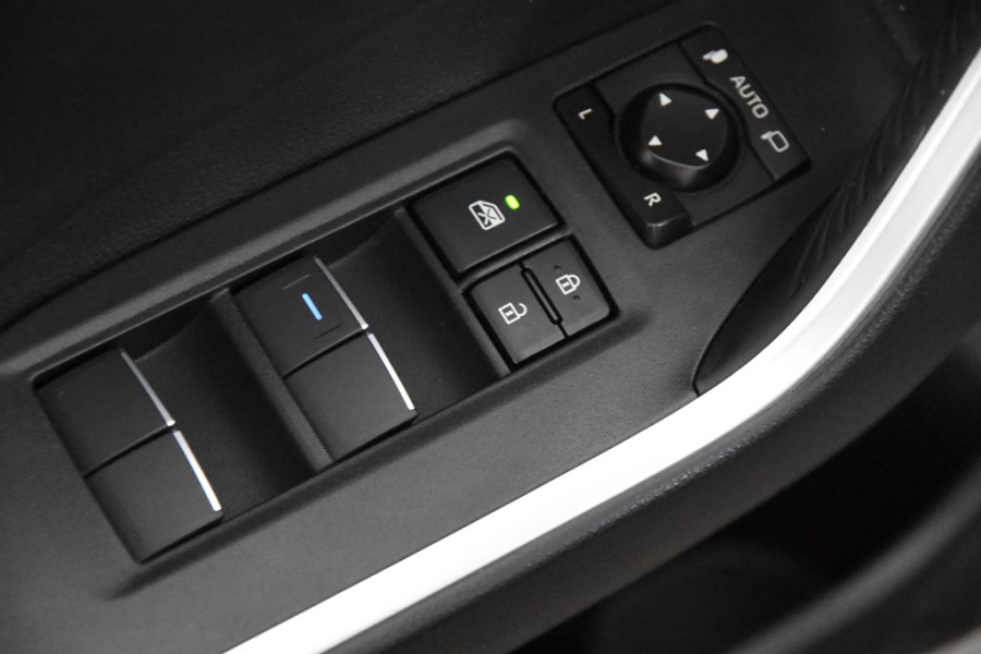 Toyota RAV4 2.5 Hybrid Dynamic 4x2 *1ste Eigenaar*Navigatie*Trekhaak*Navigatie*