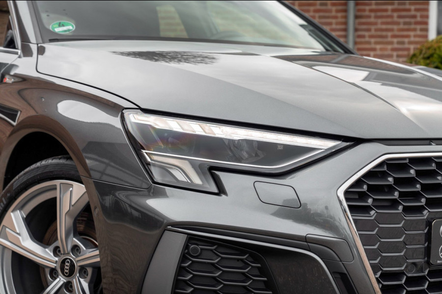 Audi A3 Sportback 40 TFSI e S Edition 204 PK S-Line ACC Ambiance Camera Keyless Elek.Klep 18''