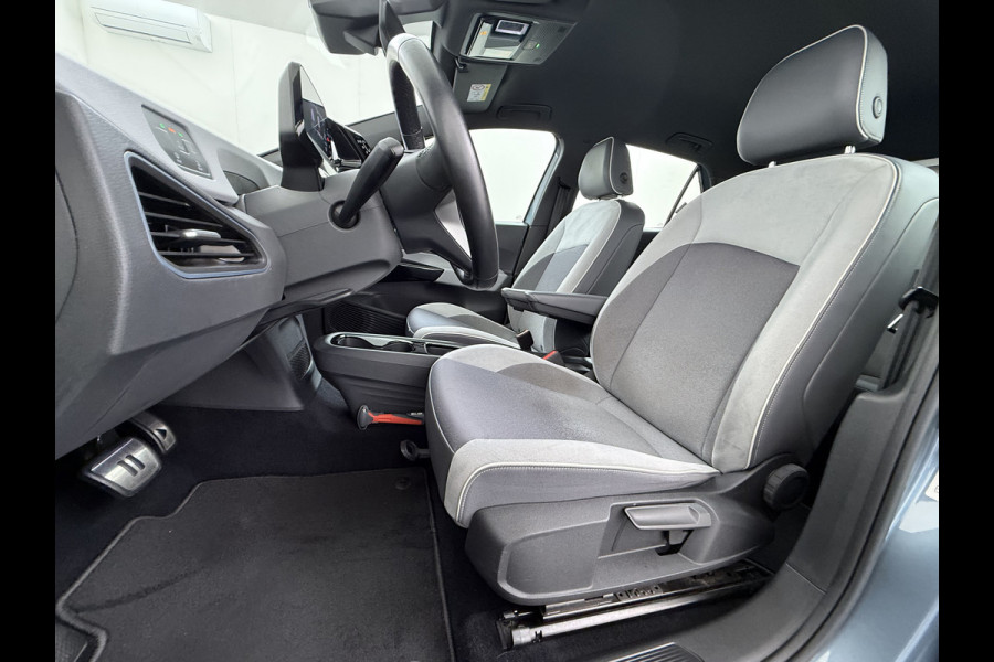 Volkswagen ID.3 Pro 62kWh SOH 91% Adaptive Cruise Navi-Pro Ecc Apple Carplay Android Auto Stoel+Stuurverwarming Led Pdc Lmv 18" Keyless start Rijstrooksensor Comfort Pakket Style Interieur Pakket Bluetooth Draadloze telefoonlader DAB 1e Eigenaar Origineel Nederlandse Auto