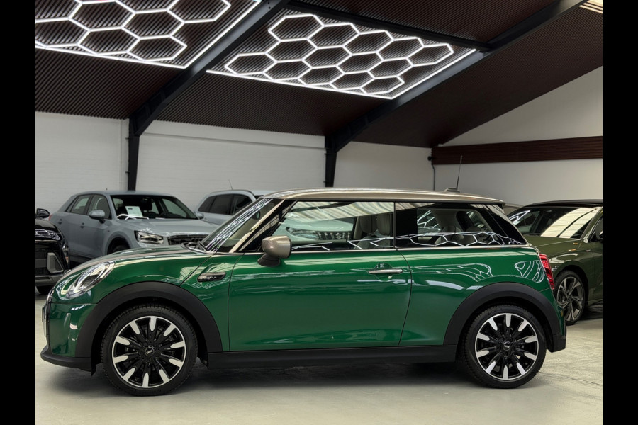 MINI Cooper 1.5 Camden CarPlay Camera