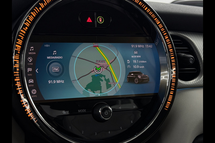 MINI Cooper 1.5 Camden CarPlay Camera