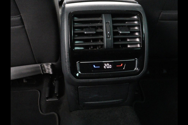 Volkswagen Passat 1.4 TSI PHEV GTE | Stoelverwarming | Trekhaak | Massage | 360 Camera | Stuurverwarming | Adaptive cruise | Matrix LED | Carplay | Navigatie | Parkeerhulp | Plug In