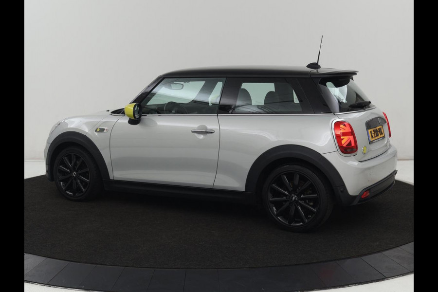 MINI Mini Electric Charged 33 kWh | Leder | Stoelverwarming | Head-Up | Camera | Carplay | Harman/Kardon | Full LED | Navigatie | Climate control | Bluetooth | Cruise control | Parkeerhulp