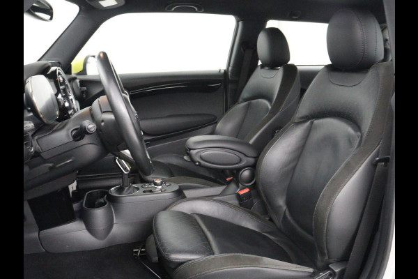 MINI Mini Electric Charged 33 kWh | Leder | Stoelverwarming | Head-Up | Camera | Carplay | Harman/Kardon | Full LED | Navigatie | Climate control | Bluetooth | Cruise control | Parkeerhulp