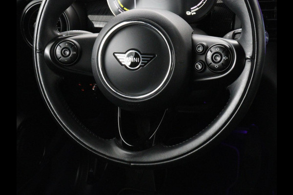 MINI Mini Electric Charged 33 kWh | Leder | Stoelverwarming | Head-Up | Camera | Carplay | Harman/Kardon | Full LED | Navigatie | Climate control | Bluetooth | Cruise control | Parkeerhulp