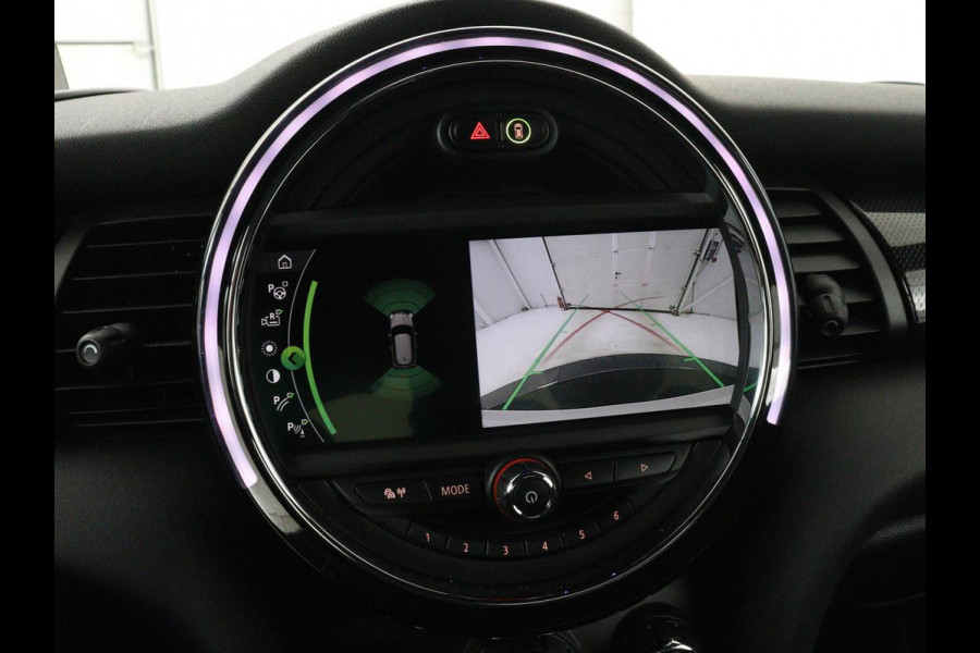 MINI Mini Electric Charged 33 kWh | Leder | Stoelverwarming | Head-Up | Camera | Carplay | Harman/Kardon | Full LED | Navigatie | Climate control | Bluetooth | Cruise control | Parkeerhulp