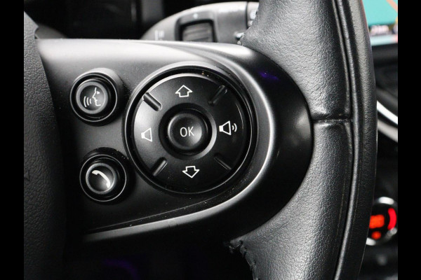 MINI Mini Electric Charged 33 kWh | Leder | Stoelverwarming | Head-Up | Camera | Carplay | Harman/Kardon | Full LED | Navigatie | Climate control | Bluetooth | Cruise control | Parkeerhulp