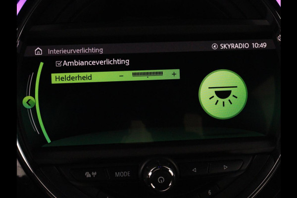 MINI Mini Electric Charged 33 kWh | Leder | Stoelverwarming | Head-Up | Camera | Carplay | Harman/Kardon | Full LED | Navigatie | Climate control | Bluetooth | Cruise control | Parkeerhulp