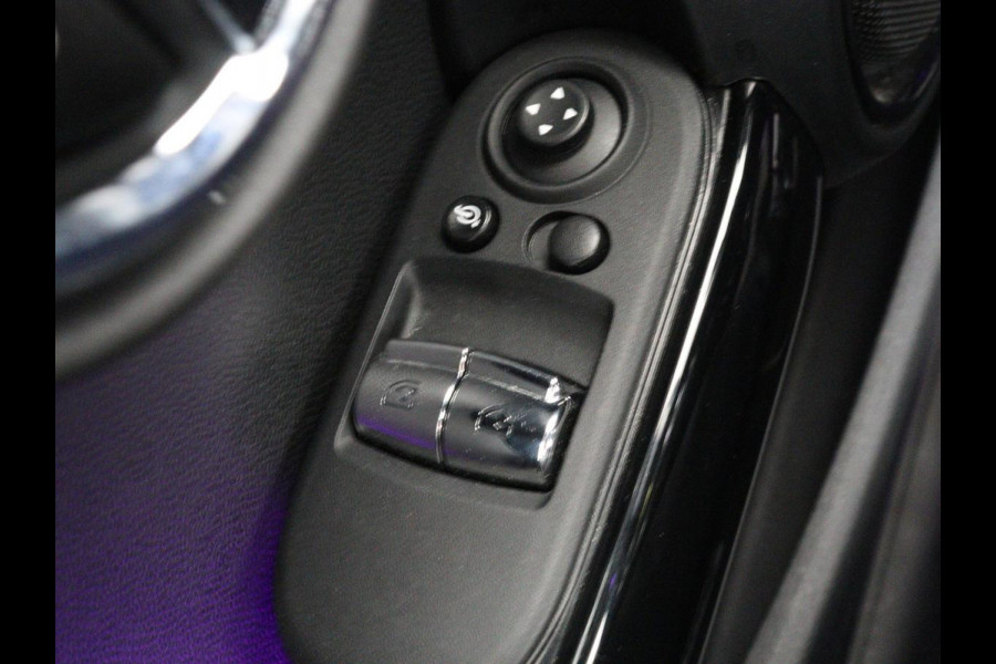 MINI Mini Electric Charged 33 kWh | Leder | Stoelverwarming | Head-Up | Camera | Carplay | Harman/Kardon | Full LED | Navigatie | Climate control | Bluetooth | Cruise control | Parkeerhulp