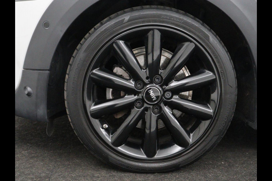 MINI Mini Electric Charged 33 kWh | Leder | Stoelverwarming | Head-Up | Camera | Carplay | Harman/Kardon | Full LED | Navigatie | Climate control | Bluetooth | Cruise control | Parkeerhulp