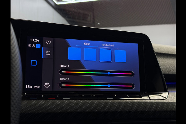 Volkswagen Golf 1.5 eTSI 3x R-Line CarPlay Camera
