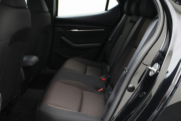 Mazda 3 2.0 e-SkyActiv-X M Hybrid 186 Comfort Camera, Head-Up, ACC, Apple Carplay, Stuur-/Stoelverw., Trekhaak