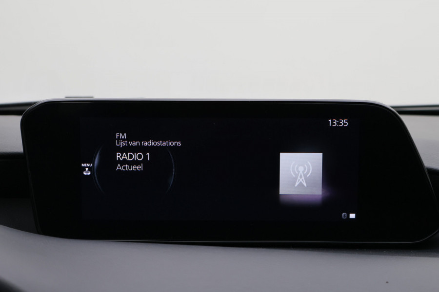 Mazda 3 2.0 e-SkyActiv-X M Hybrid 186 Comfort Camera, Head-Up, ACC, Apple Carplay, Stuur-/Stoelverw., Trekhaak