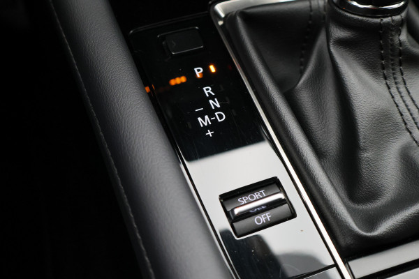 Mazda 3 2.0 e-SkyActiv-X M Hybrid 186 Comfort Camera, Head-Up, ACC, Apple Carplay, Stuur-/Stoelverw., Trekhaak
