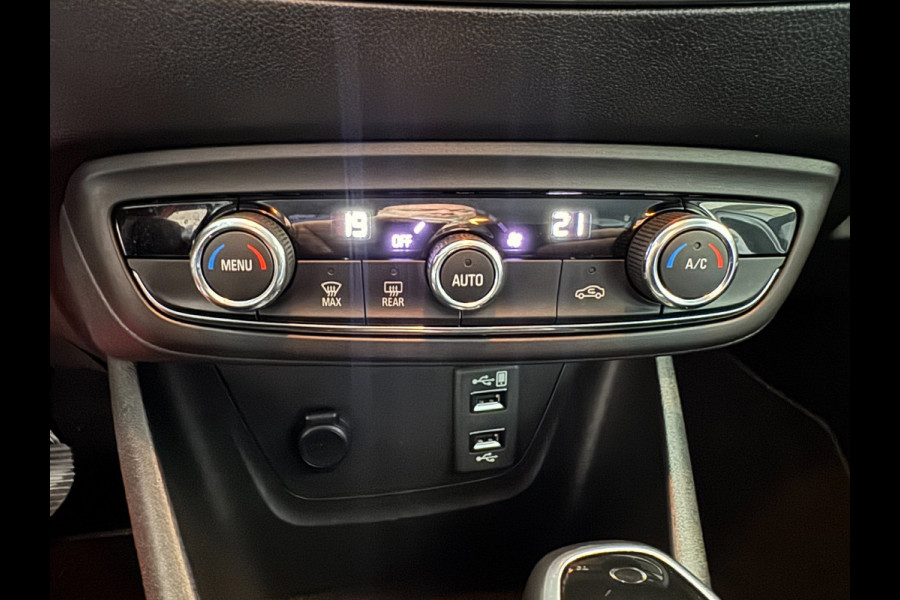 Opel Crossland X 1.2 Turbo Innovation 131 PK AUTOMAAT CARPLAY HALF LEDER CAMERA LM VELGEN
