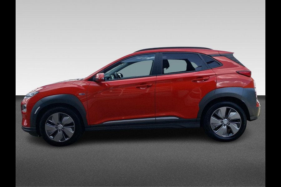 Hyundai Kona EV Premium 64 kWh Incl. Elektrisch verstelbare stoelen | Elektrisch bedienbare achterklep | Warmtepomp