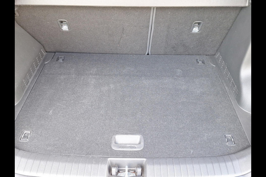 Hyundai Kona EV Premium 64 kWh Incl. Elektrisch verstelbare stoelen | Elektrisch bedienbare achterklep | Warmtepomp