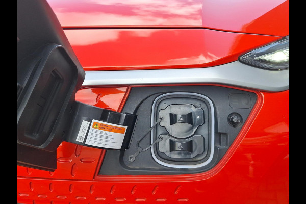 Hyundai Kona EV Premium 64 kWh Incl. Elektrisch verstelbare stoelen | Elektrisch bedienbare achterklep | Warmtepomp