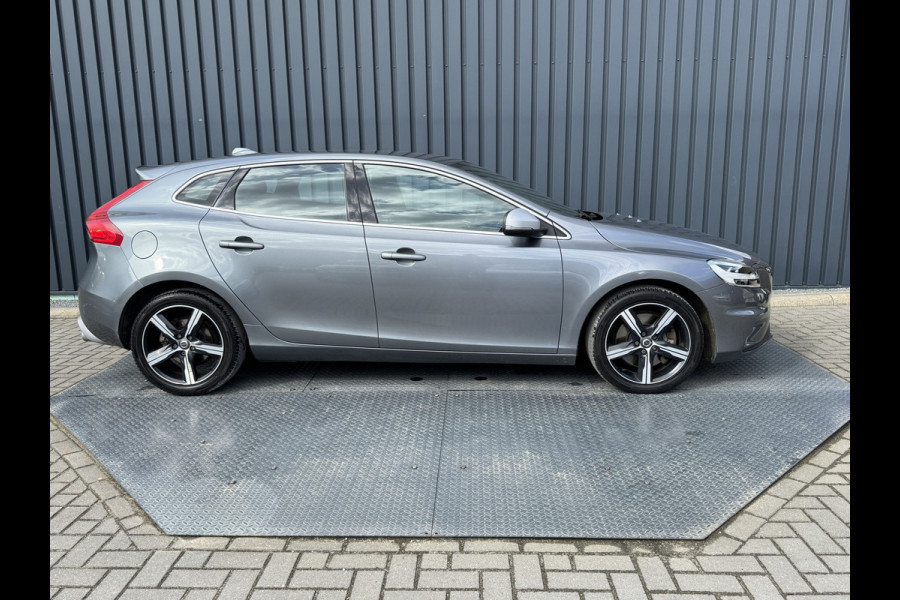 Volvo V40 1.5 T3 R-Design Prijs Rijklaar!!