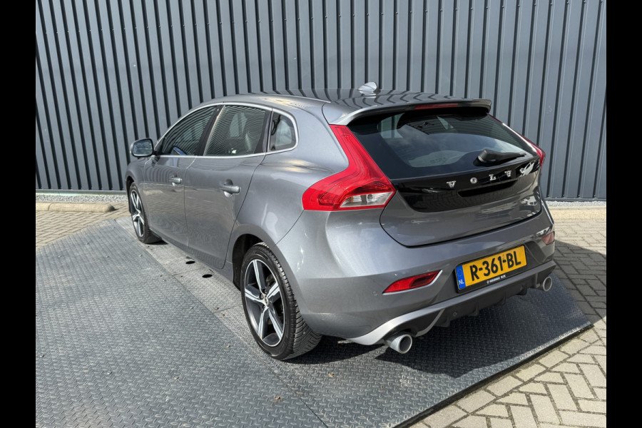 Volvo V40 1.5 T3 R-Design Prijs Rijklaar!!