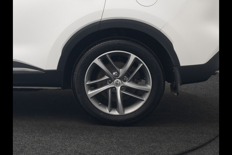 MG EHS 1.5 TGDI Luxury PHEV 258pk Dealer O.H | Panodak | Adaptive Cruise | 360 Camera | Sfeerverlichting | Lederen Sportstoelen Verwarmd | Apple Carplay | Keyless | LED Koplampen | Virtual | Navigatie | DAB | Plug In Hybrid |