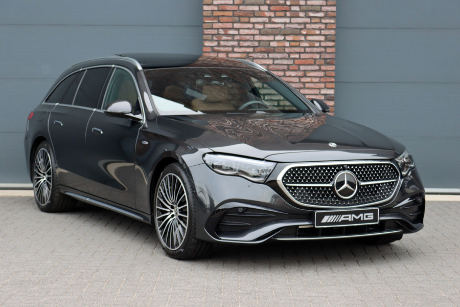 Mercedes-Benz E-Klasse Estate 300 e AMG Line | Luchtvering | Hyperscreen | Stoelventilatie | Distronic+ | Massage | Digital Light | Trekhaak | Surround Camera | Nappa Leder | Burmester | Keyless Go | Vlakkenverwarming |