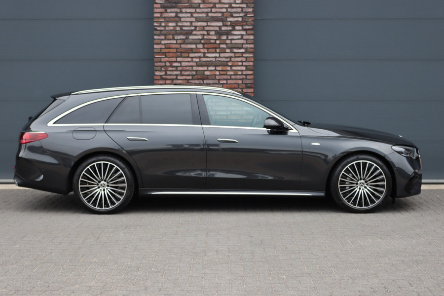 Mercedes-Benz E-Klasse Estate 300 e AMG Line | Luchtvering | Hyperscreen | Stoelventilatie | Distronic+ | Massage | Digital Light | Trekhaak | Surround Camera | Nappa Leder | Burmester | Keyless Go | Vlakkenverwarming |