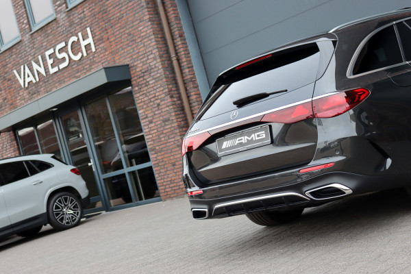 Mercedes-Benz E-Klasse Estate 300 e AMG Line | Luchtvering | Hyperscreen | Stoelventilatie | Distronic+ | Massage | Digital Light | Trekhaak | Surround Camera | Nappa Leder | Burmester | Keyless Go | Vlakkenverwarming |