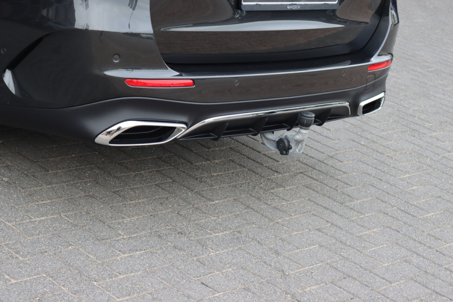 Mercedes-Benz E-Klasse Estate 300 e AMG Line | Luchtvering | Hyperscreen | Stoelventilatie | Distronic+ | Massage | Digital Light | Trekhaak | Surround Camera | Nappa Leder | Burmester | Keyless Go | Vlakkenverwarming |