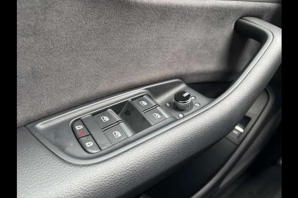 Audi Q8 60 TFSI e quattro Pro Line S Competition PANORAMADAK ADAPTIVE CRUISE CONTROL ADATIEVE LED KOPLAMPEN VOORSTOELEN MET MEMORY 22 INCH VELGEN