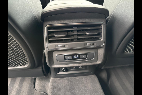 Audi Q8 60 TFSI e quattro Pro Line S Competition PANORAMADAK ADAPTIVE CRUISE CONTROL ADATIEVE LED KOPLAMPEN VOORSTOELEN MET MEMORY 22 INCH VELGEN